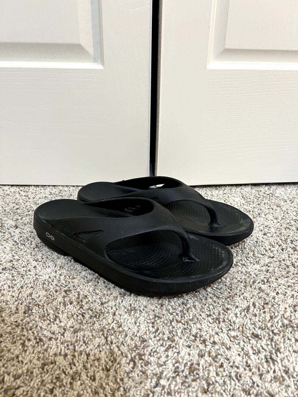 Oofos OOriginal Recovery sandal flipflops M10 W12